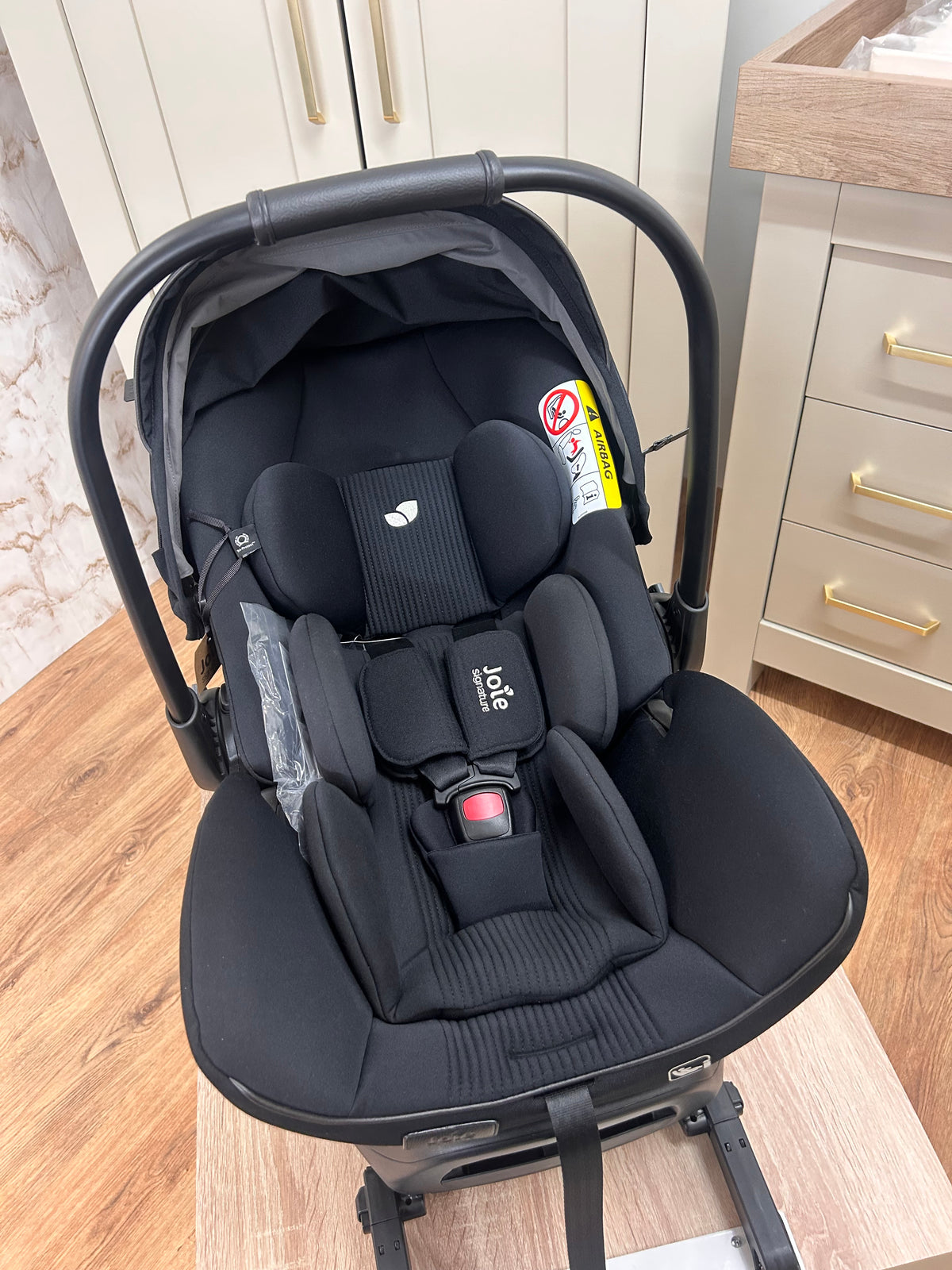 Joie car seat trio - I level pro, I harbour E & encore 360 base - open box Birmingham store