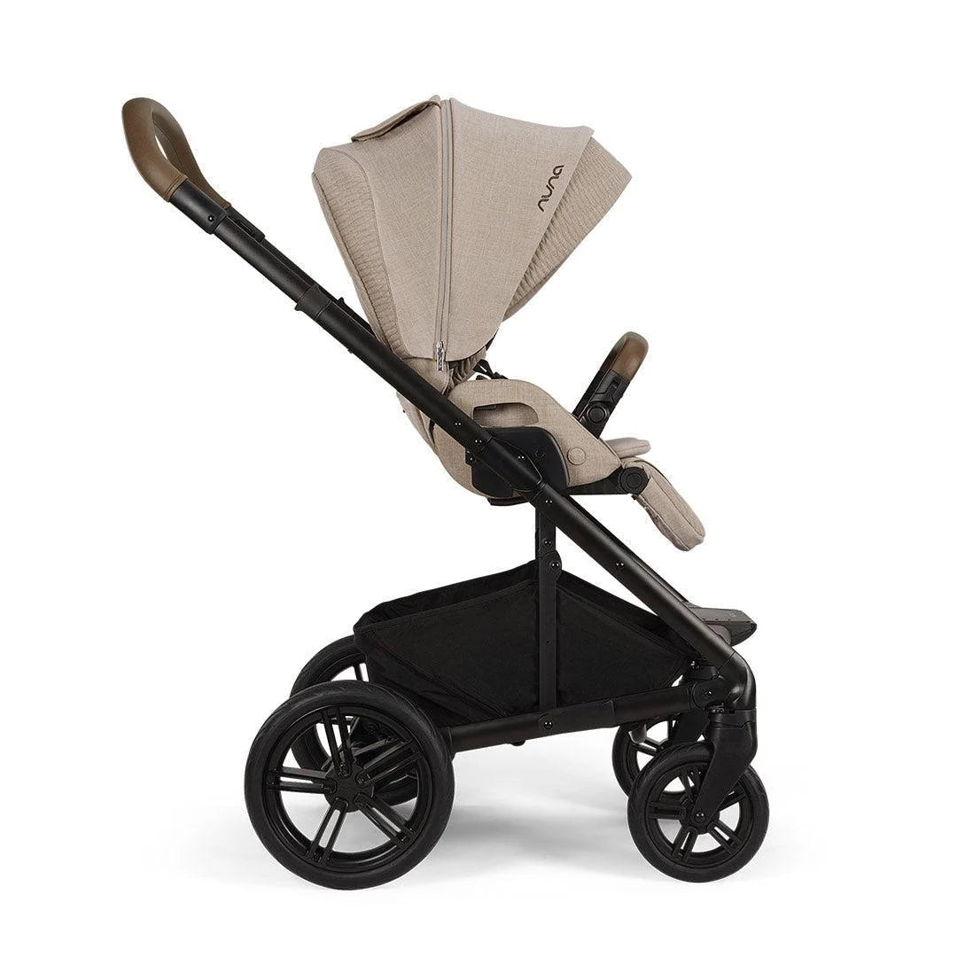 Nuna MIXX Next Pushchair, MIXX Next Carrycot, ARRA Flex Car Seat and BASE Curv Bundle, Cosmopolitan FREE Carrycot Stand