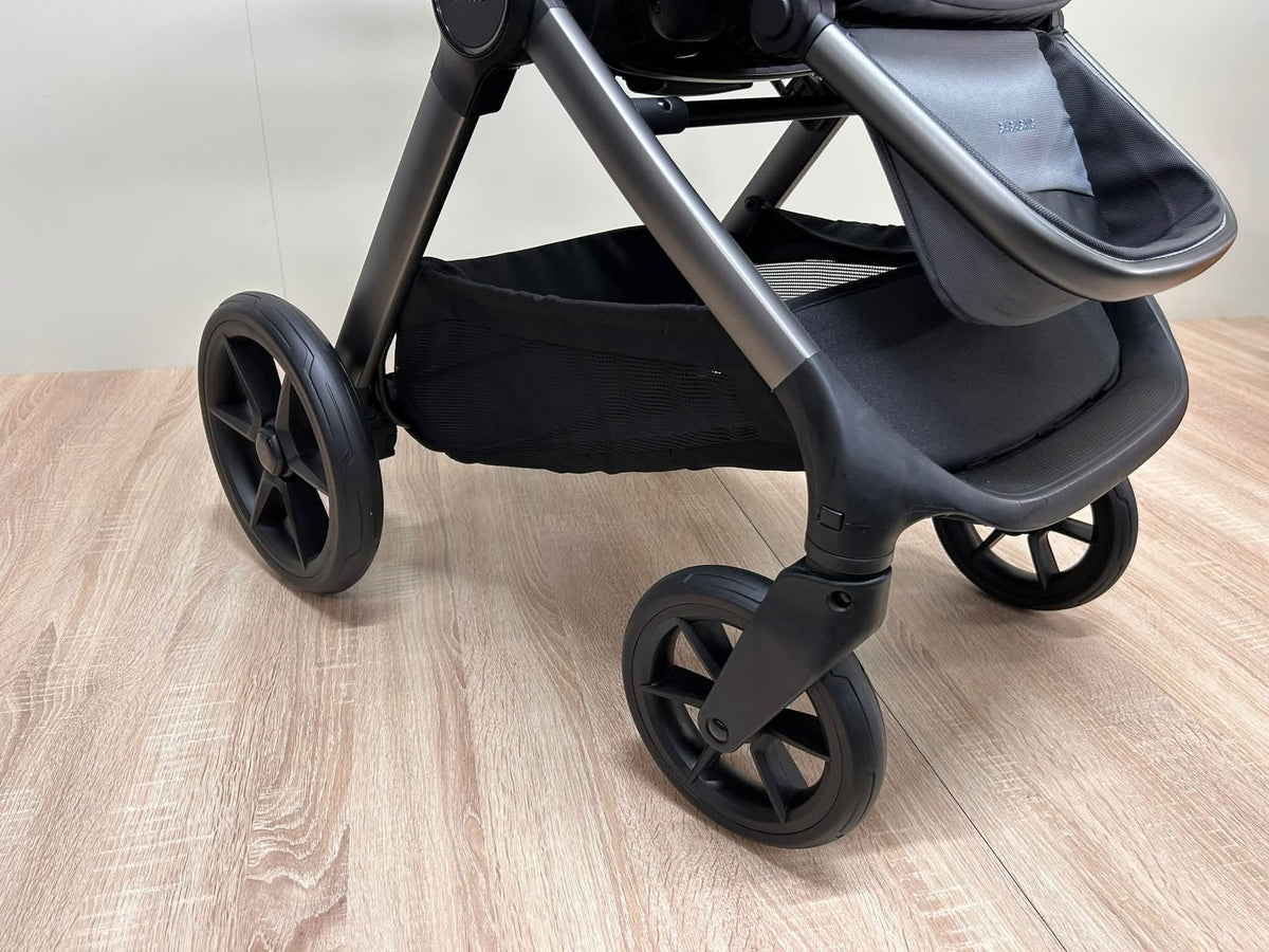 Bababing Raffi travel system - duck egg ~ ex display Birmingham store