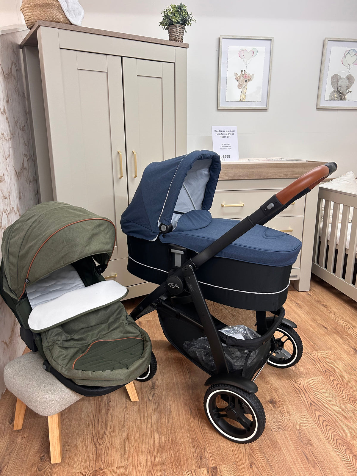 Graco xt pushchair & carrycot - ex display