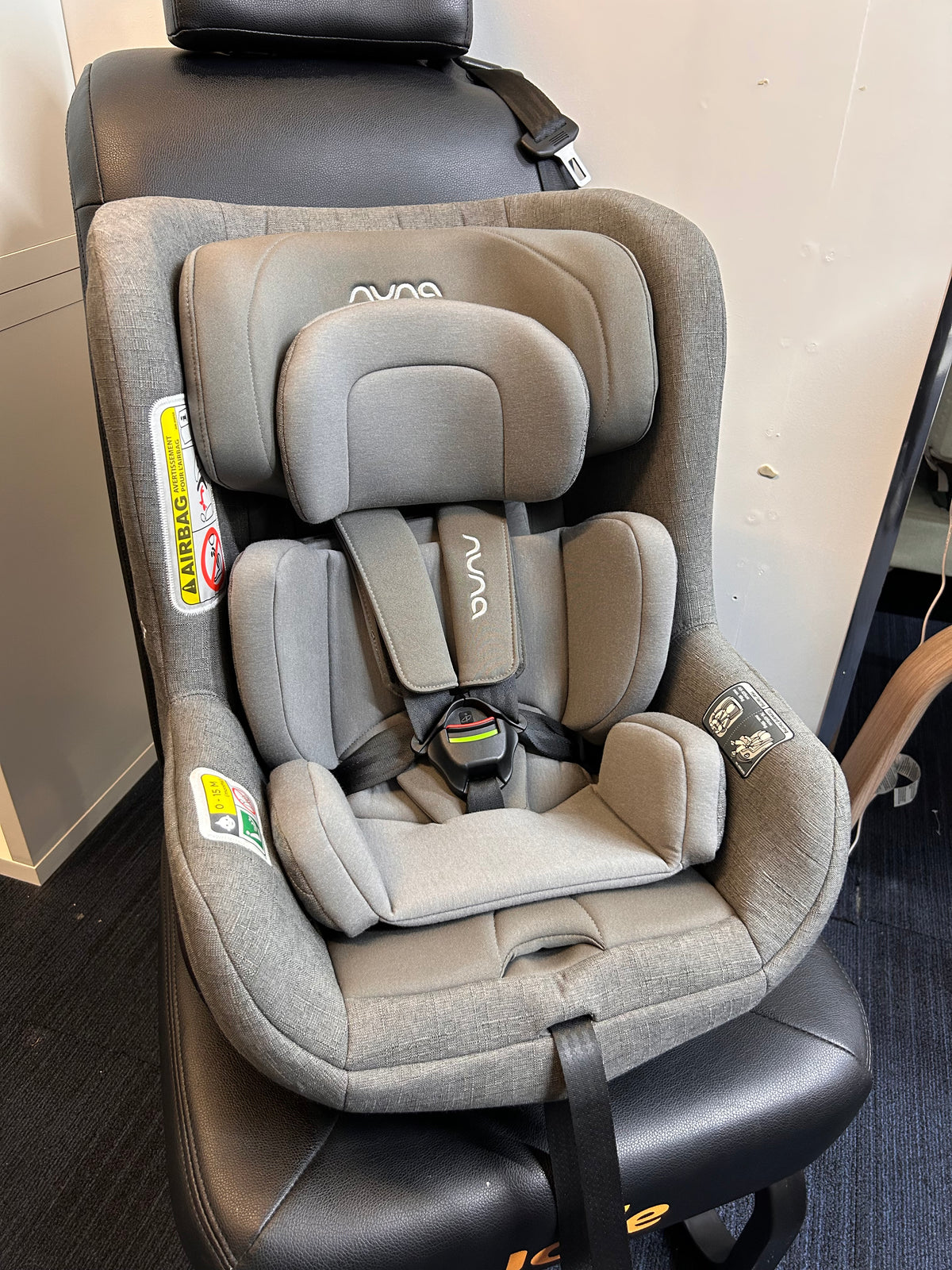 Nuna Todl car seat * Graphite ~ ex display
