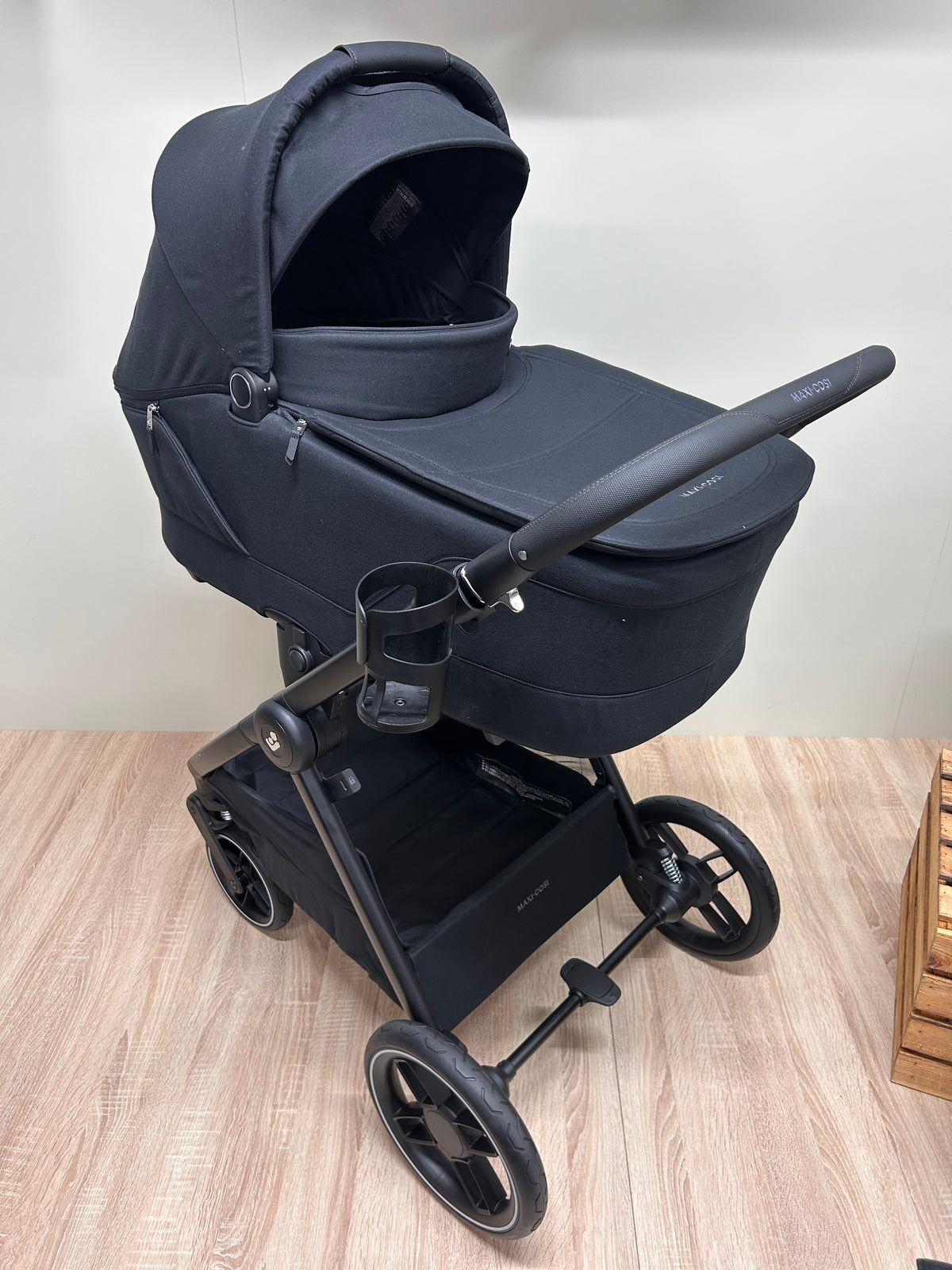 Maxi cosi Oxford essential bundle * ex display
