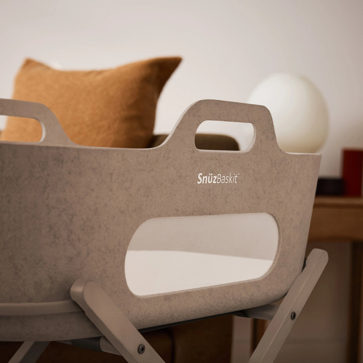 SnuzBaskit Mocha Moses Basket & Mocha Stand