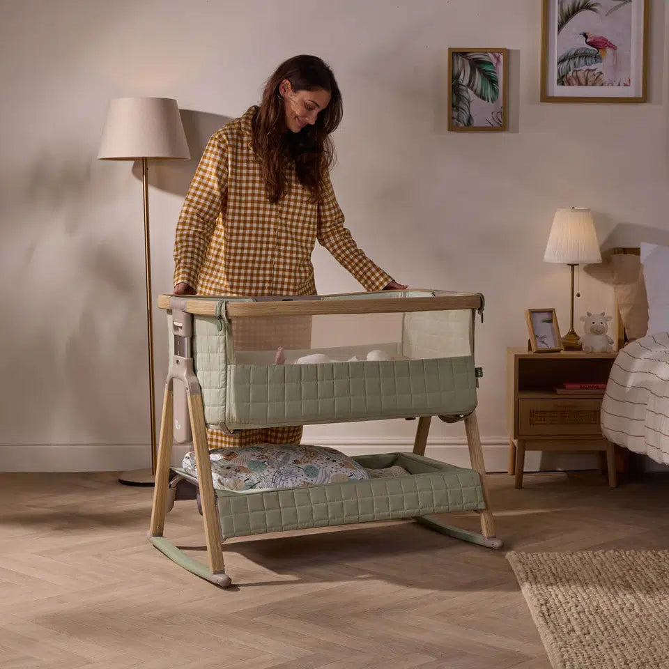 Tutti Bambini Cozee Sense Bedside Crib – Drifted Oak/Eucalyptus