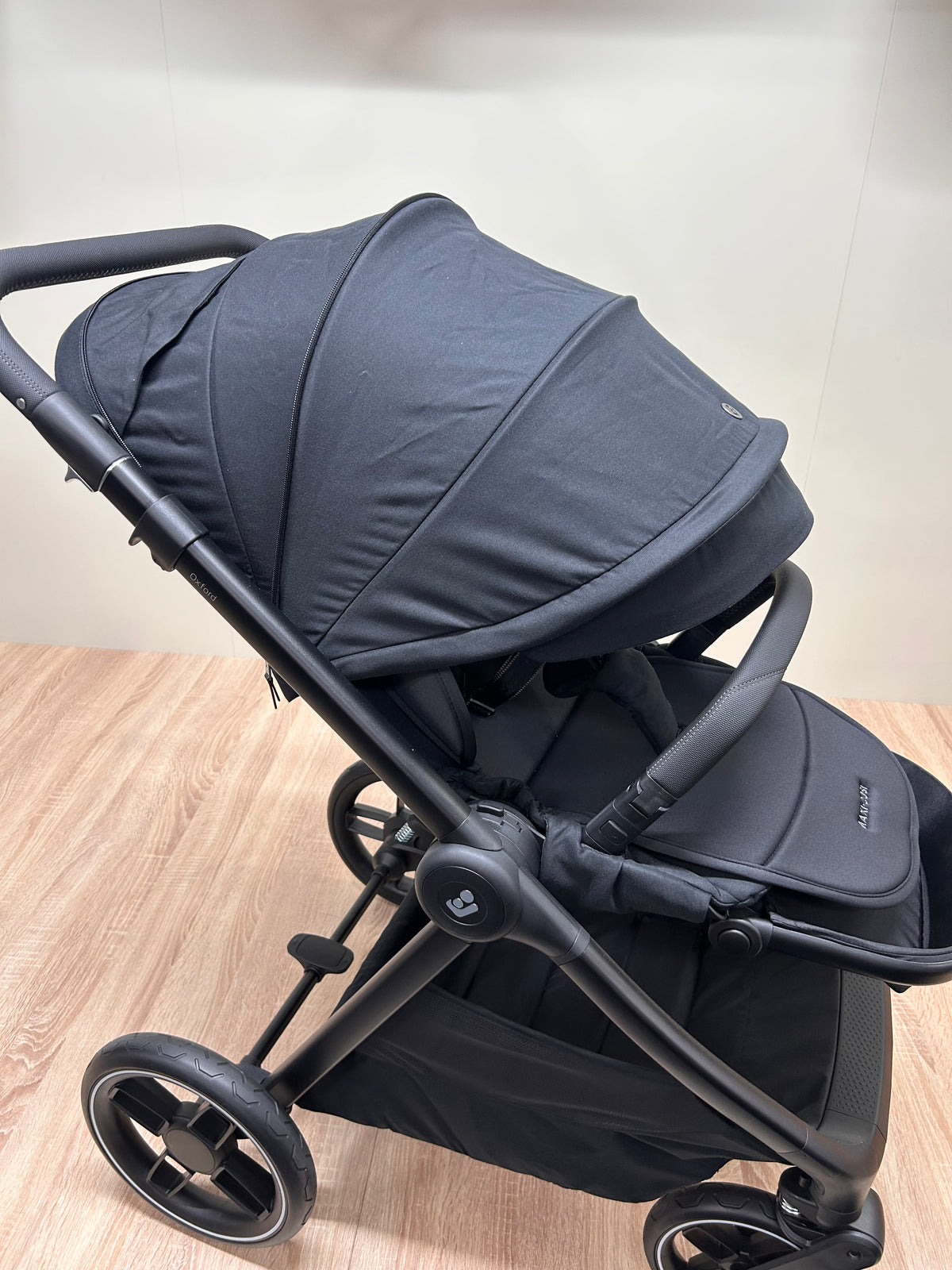 Maxi cosi Oxford essential bundle * ex display
