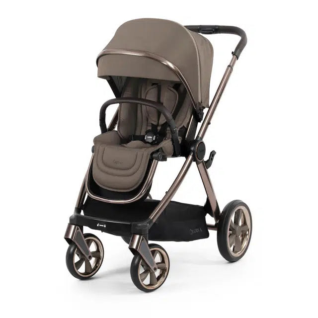 Oyster 4  Luxury Bundle With Maxi-Cosi Cabriofix Car Seat & Base ~ Mink  *check availability before ordering