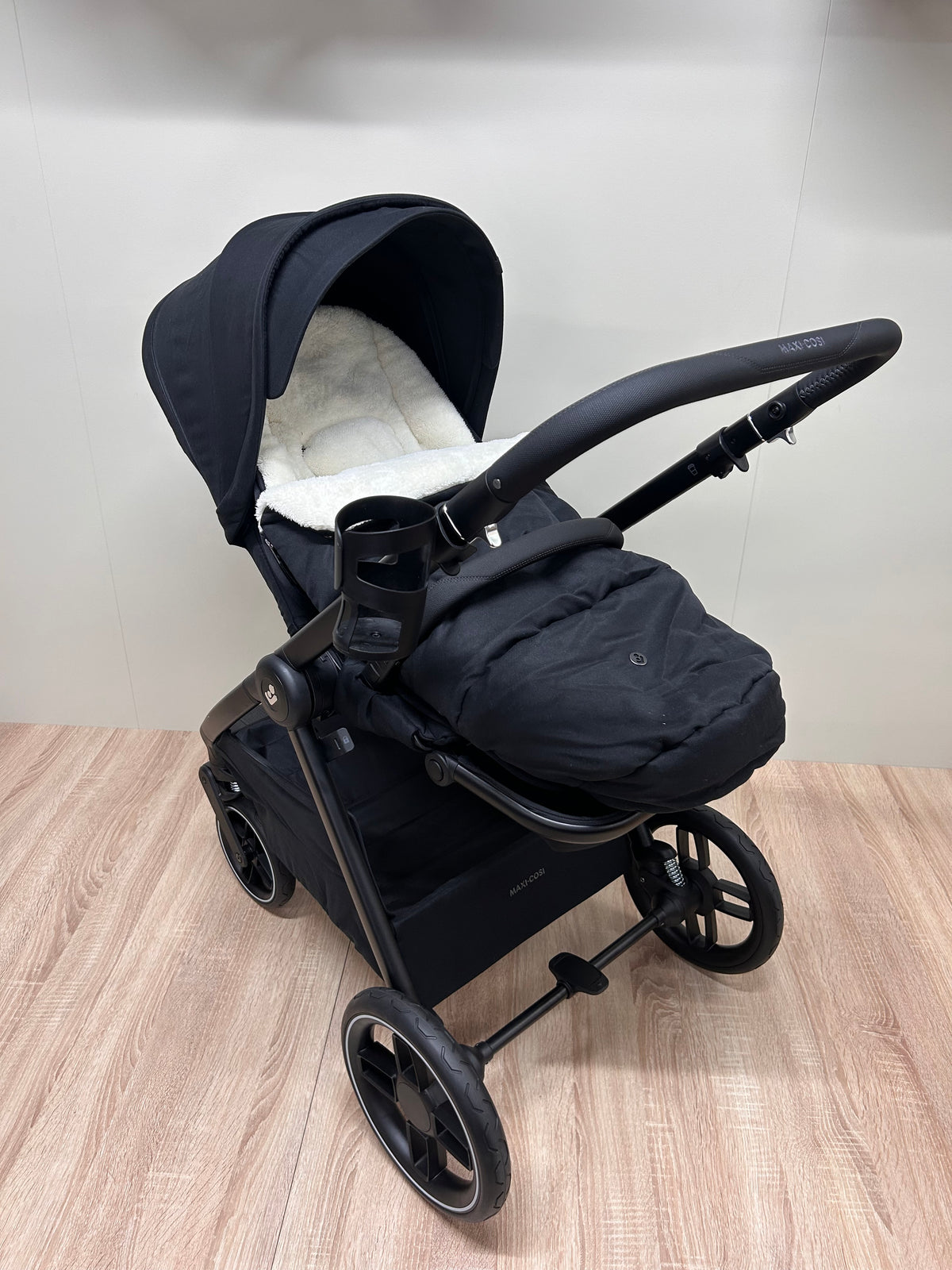 Maxi cosi Oxford essential bundle * ex display