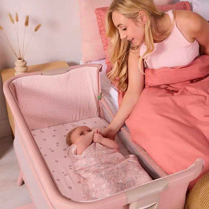 Tutti Bambini Cozee Zen Bedside Crib – Blush