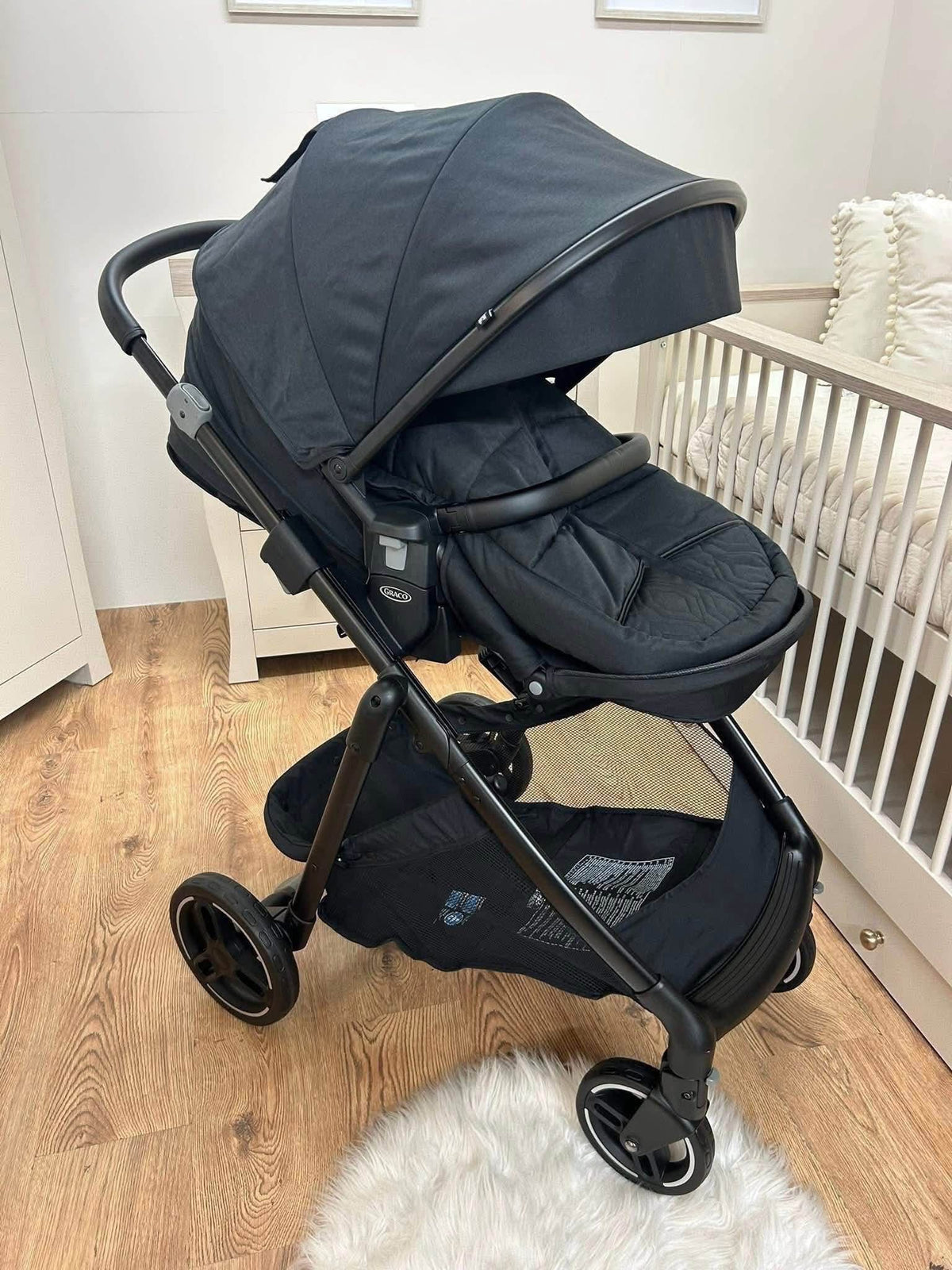 Graco Near2me travel system ~ ex display Birmingham store