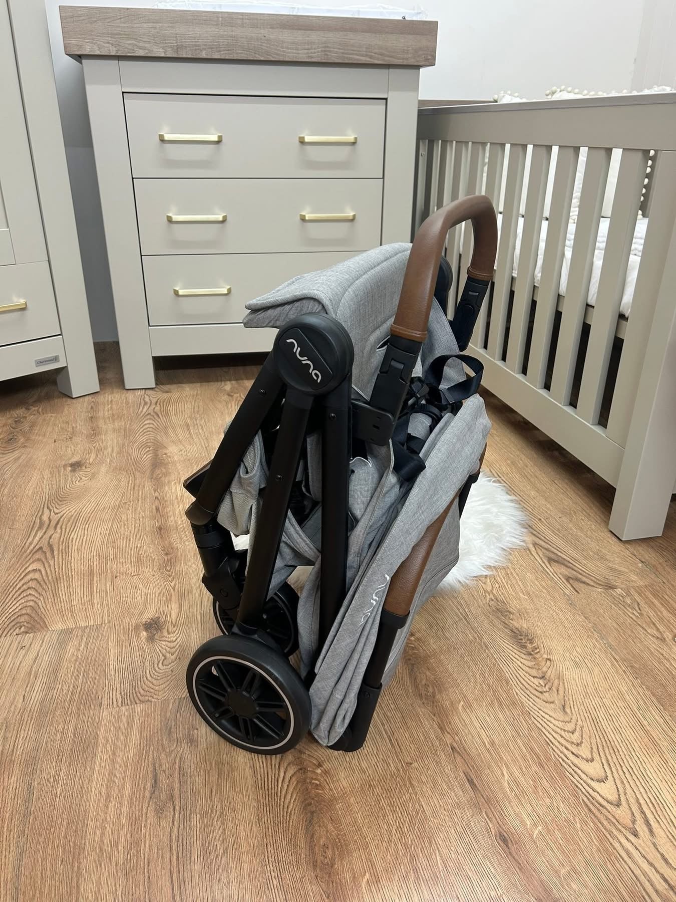 Nuna Trvl - Hazelwood - BIRMINGHAM STORE OPEN BOX