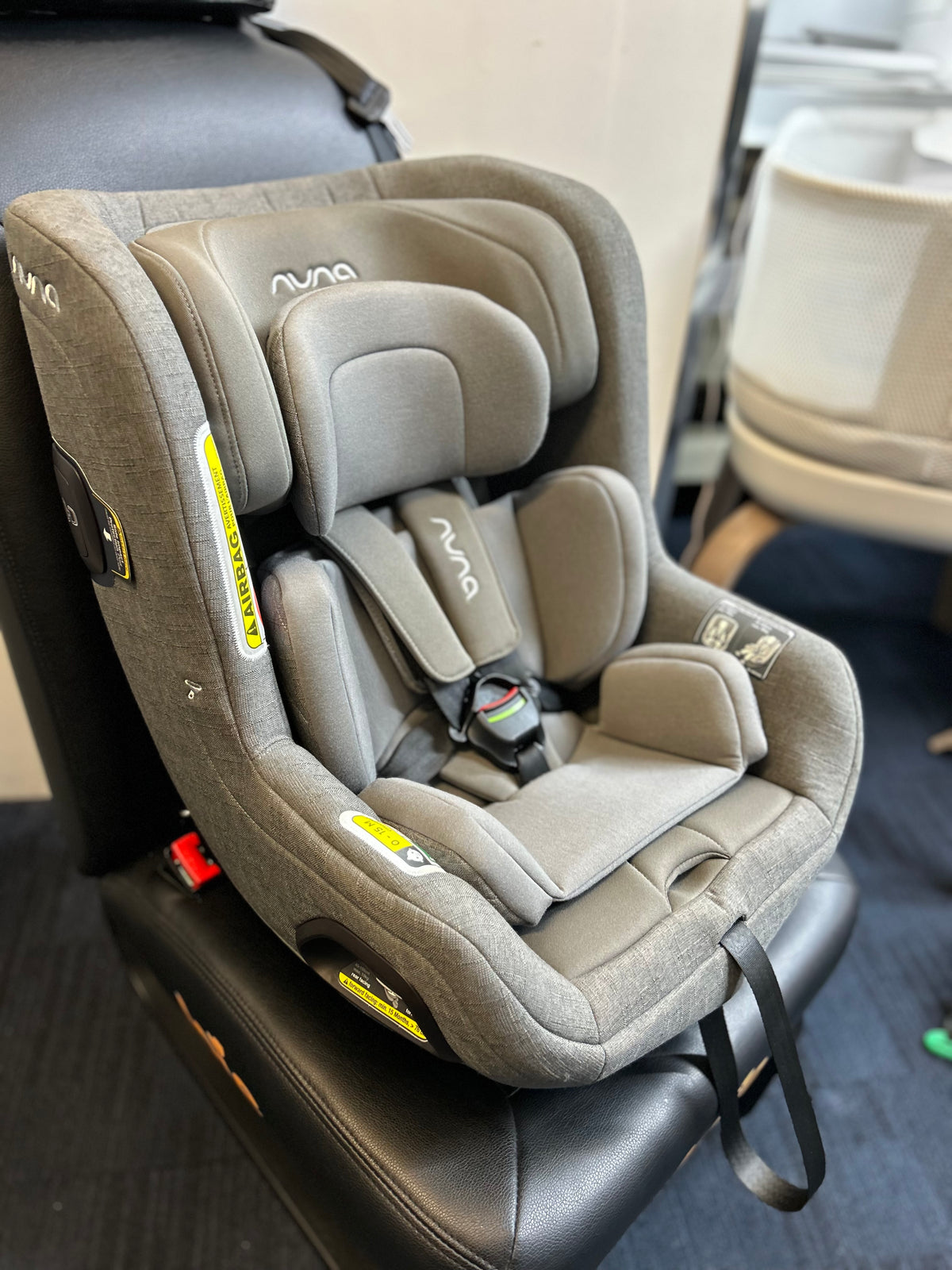 Nuna Todl car seat * Graphite ~ ex display