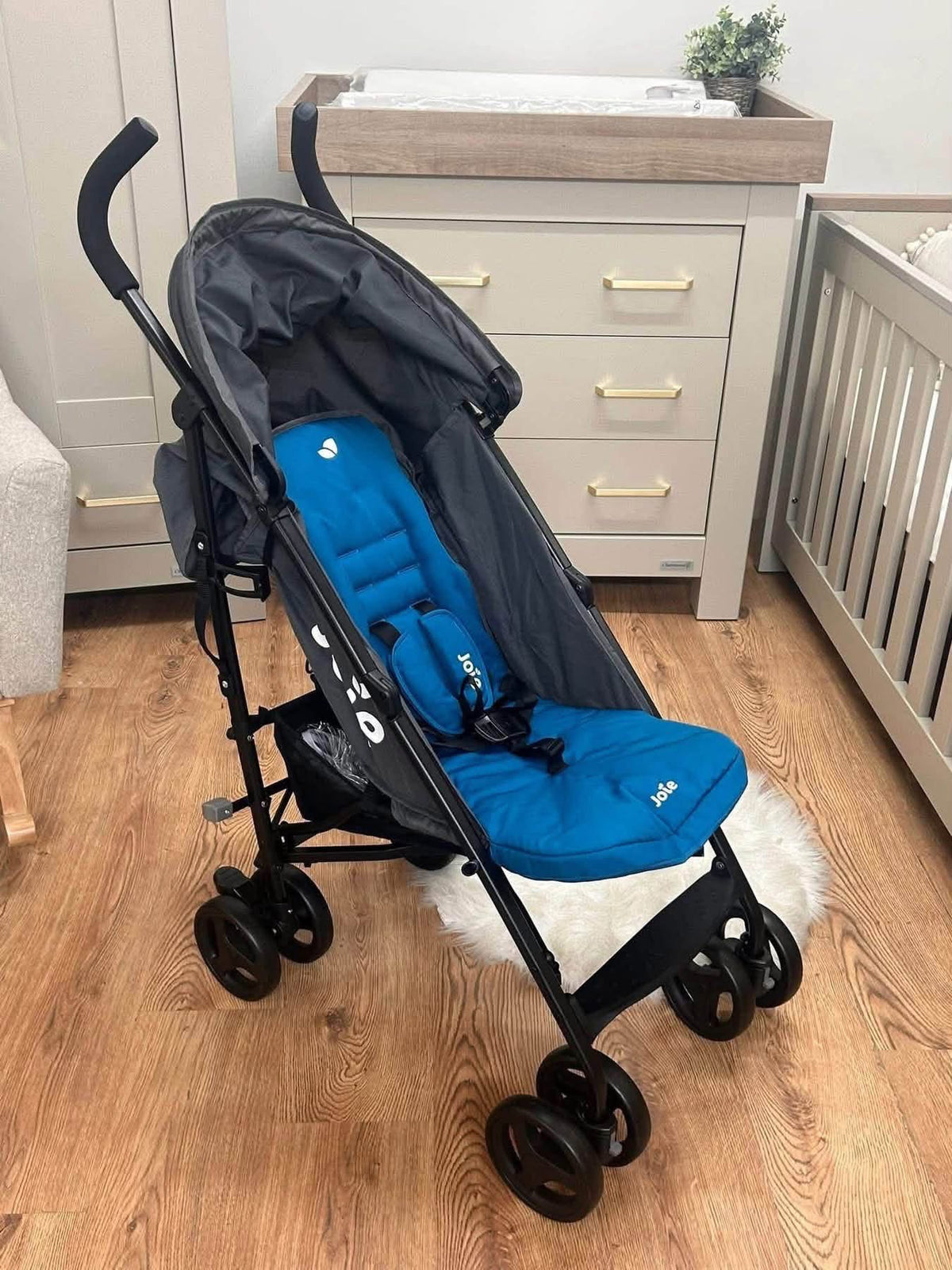 Joie nitro stroller ~ ex display ~ Birmingham store
