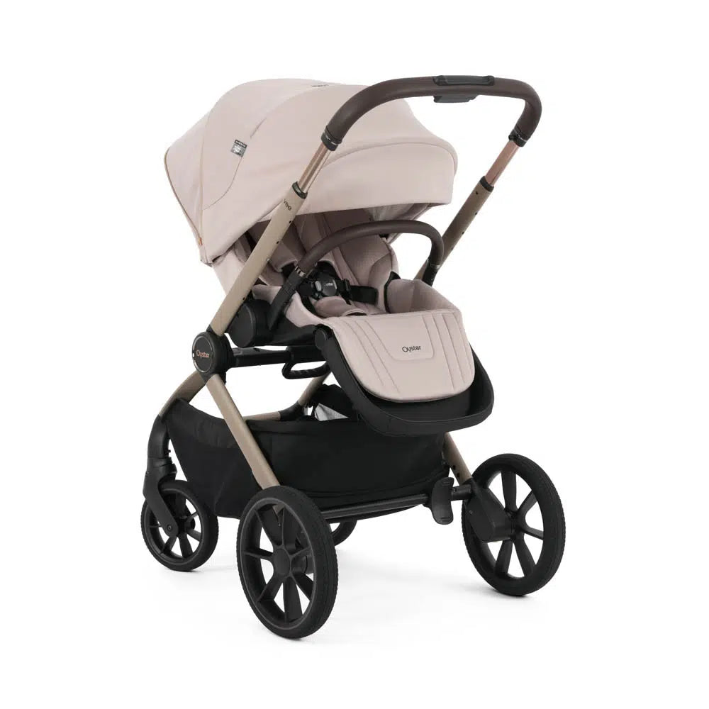 Oyster Vee stroller & carrycot package ~ Vanilla