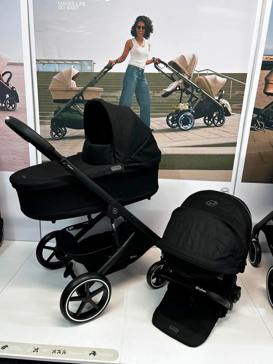 Cybex balios, carrycot, cloud T car seat and isofix base * Ex display Birmingham store