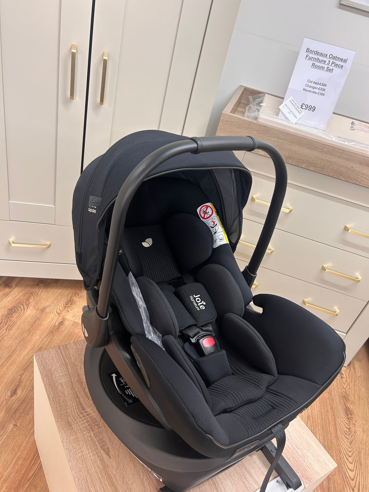 Joie car seat trio - I level pro, I harbour E & encore 360 base - open box Birmingham store