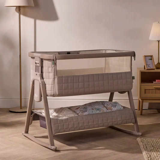 Tutti Bambini Cozee Sense Bedside Crib – Soft Walnut/Cocoa