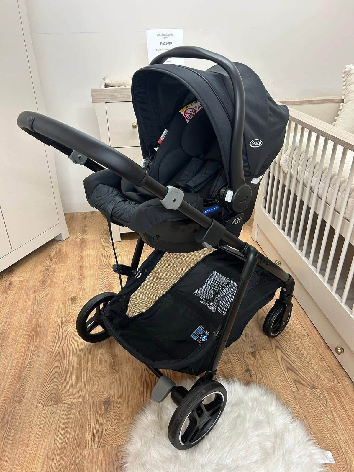 Graco Near2me travel system ~ ex display Birmingham store