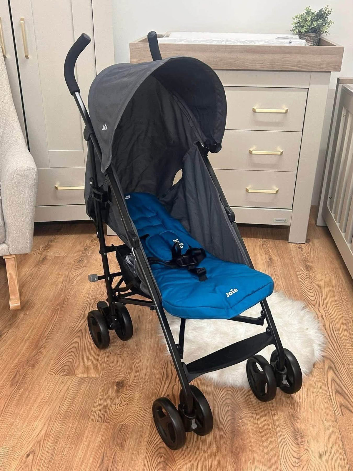 Joie nitro stroller ~ ex display ~ Birmingham store