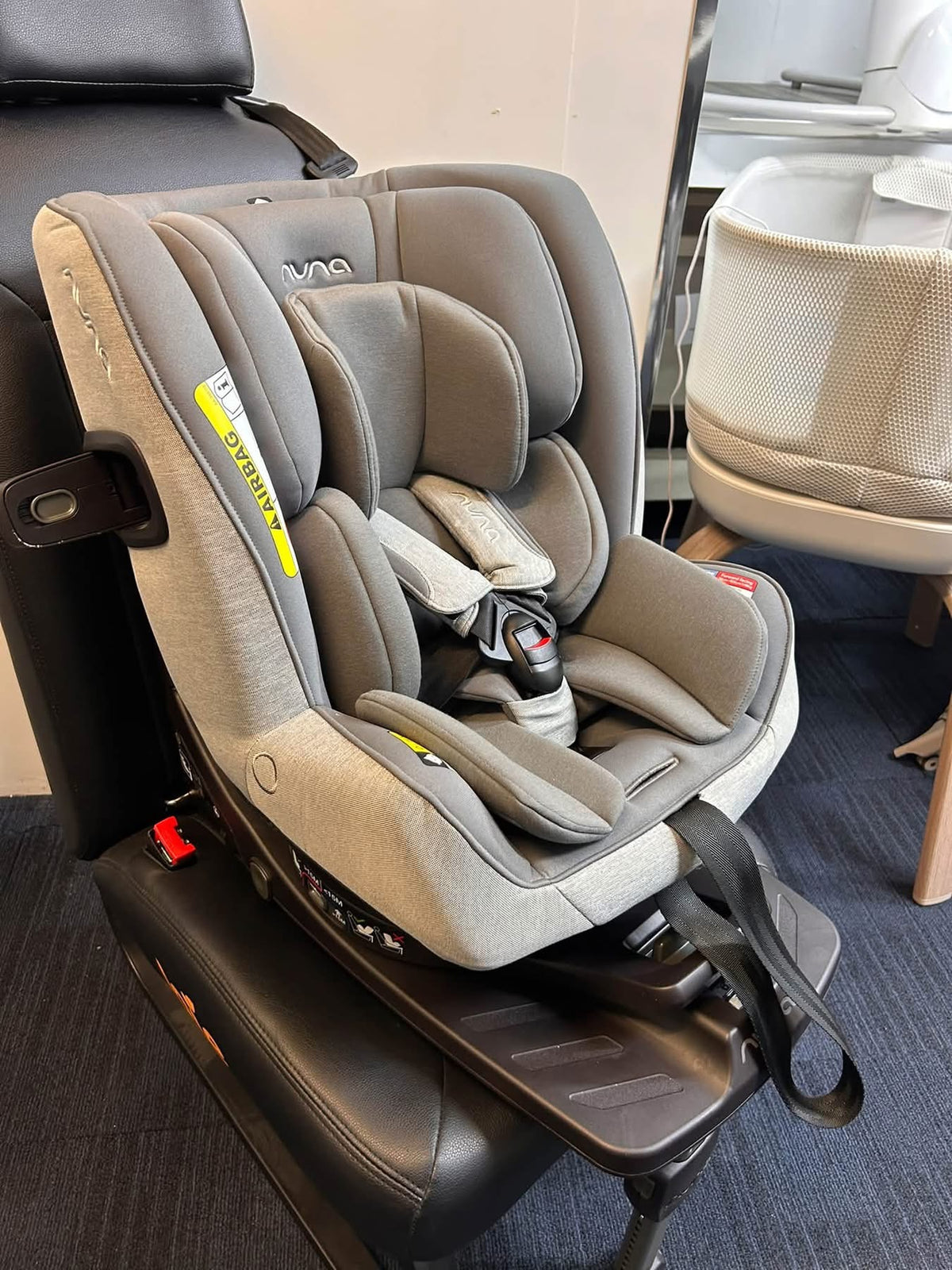 Nuna Prym 360 spin * EX DISPLAY BIRMINGHAM STORE