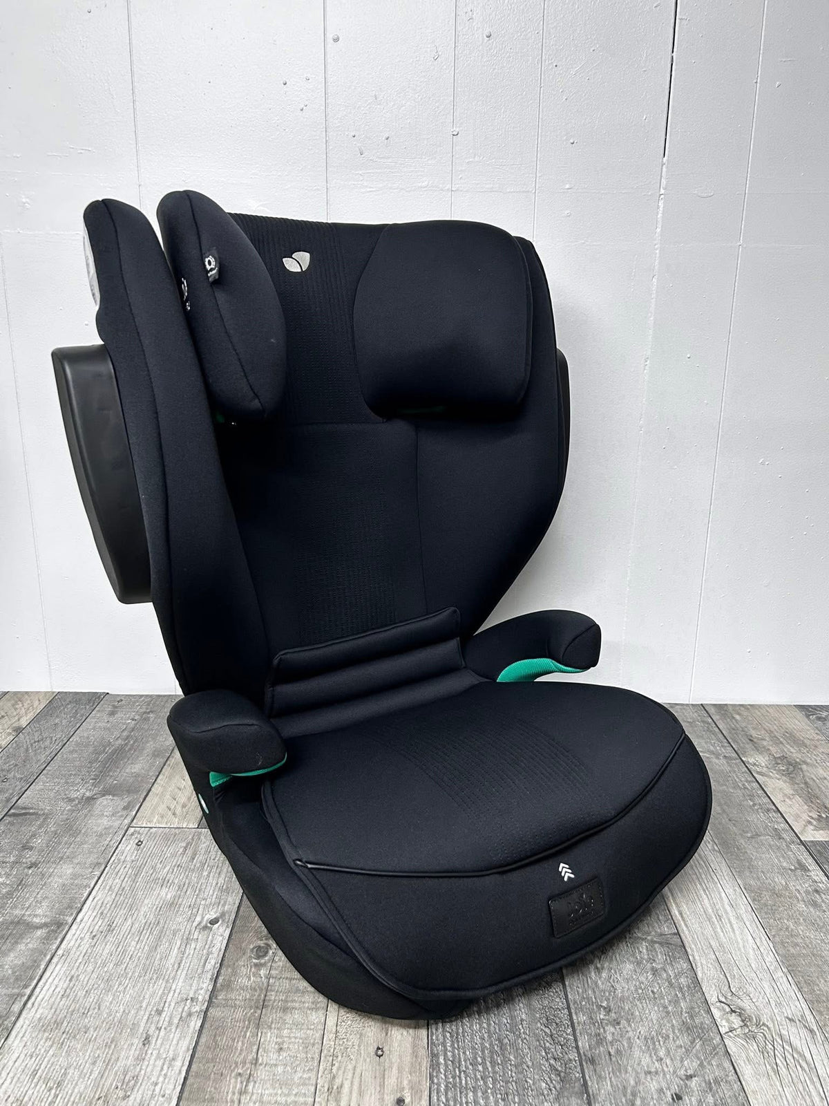 Joie I traver Isofix booster ~ open box Birmingham store