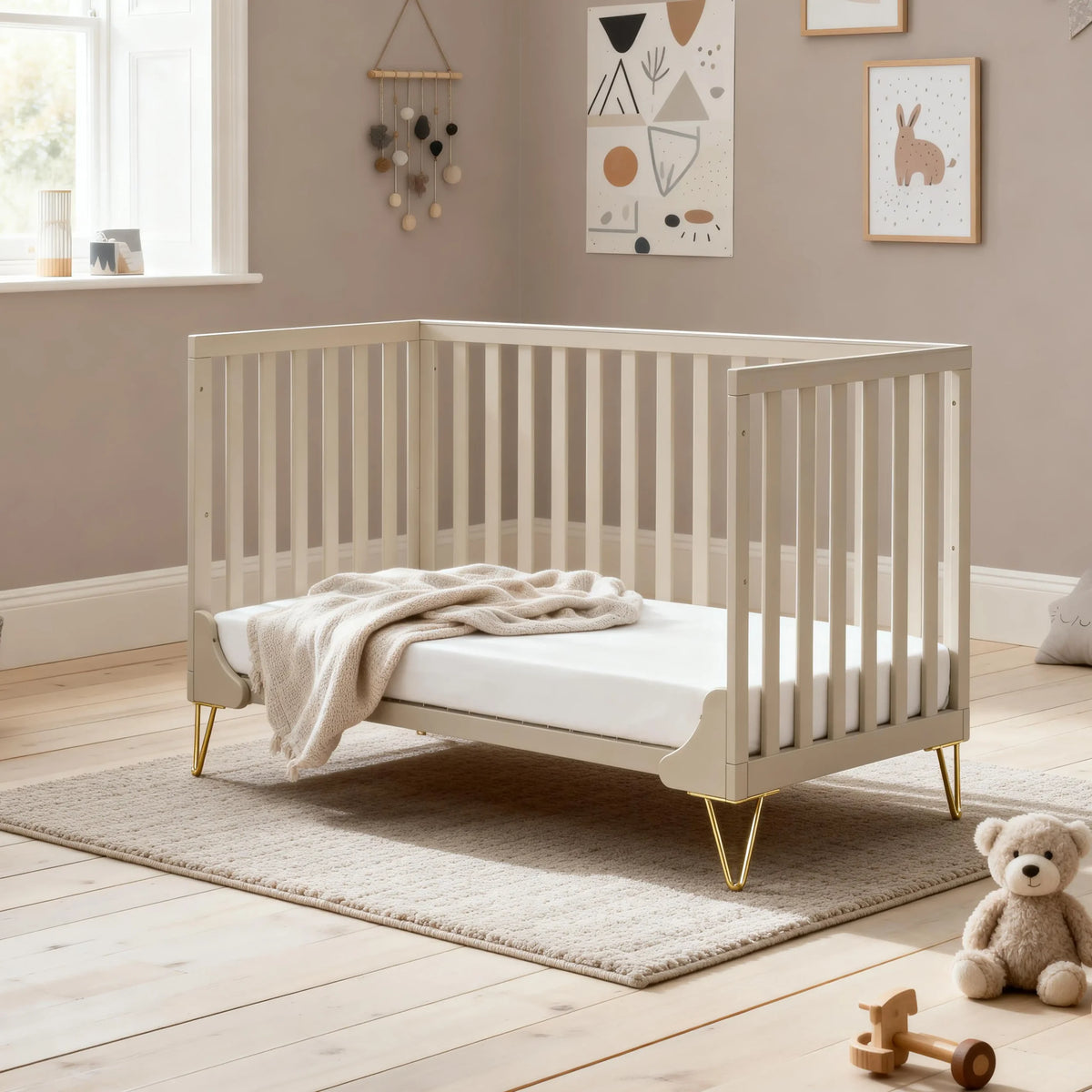 Babymore Kimi cot bed - Cashmere