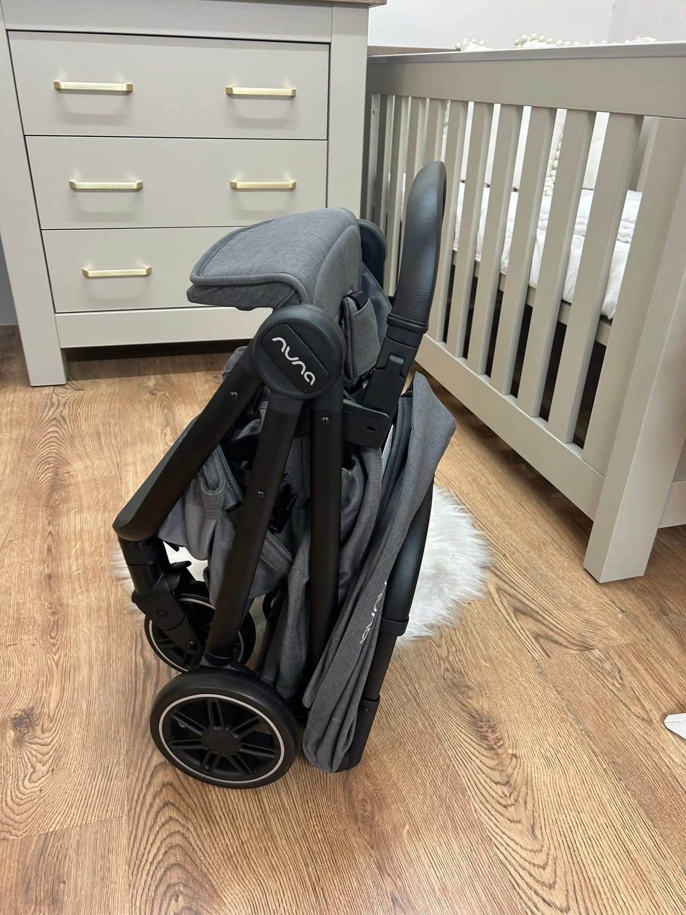 Nuna Trvl - Granite - BIRMINGHAM STORE OPEN BOX