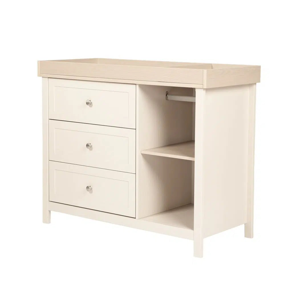 Bebe & Beyond Wanderer Extra Wide Dresser – Cashmere & Oak