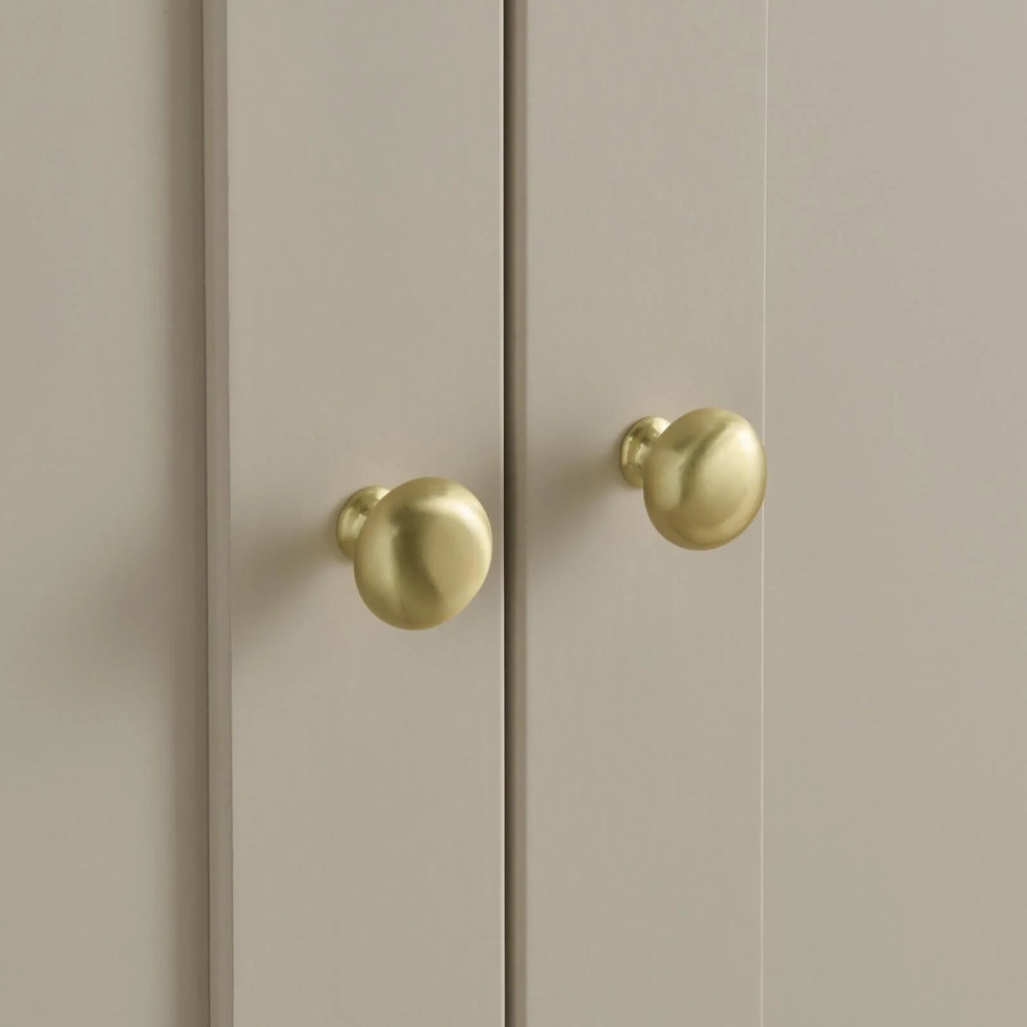 Cuddle Co Clara 2 Door Double Wardrobe Cashmere and Ash