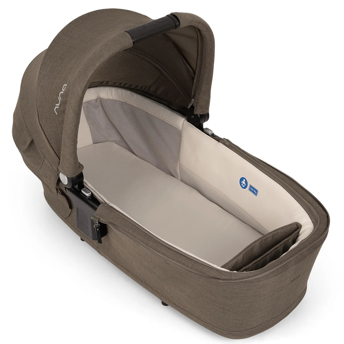 Nuna TRIV Next URBN Bundle in Pistachio