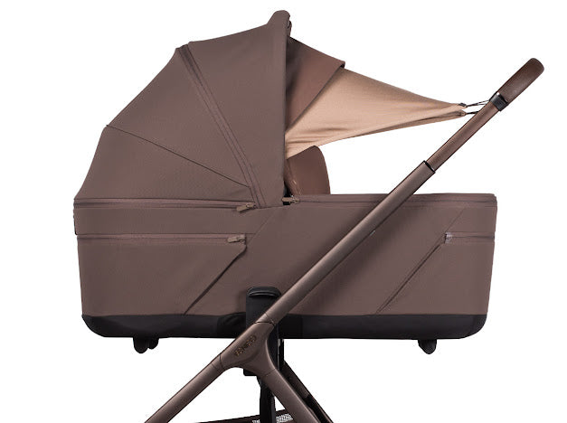 Venicci Tila Pram Ultimate Bundle Noce Beige Tiago *Pre Order End Of May