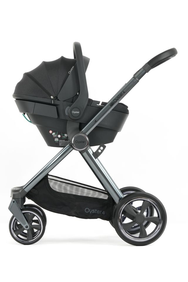 Babystyle Oyster 4 Carbonite Luxury Travel System with Capsule 360 Car Seat & Rotating ISOFIX Base