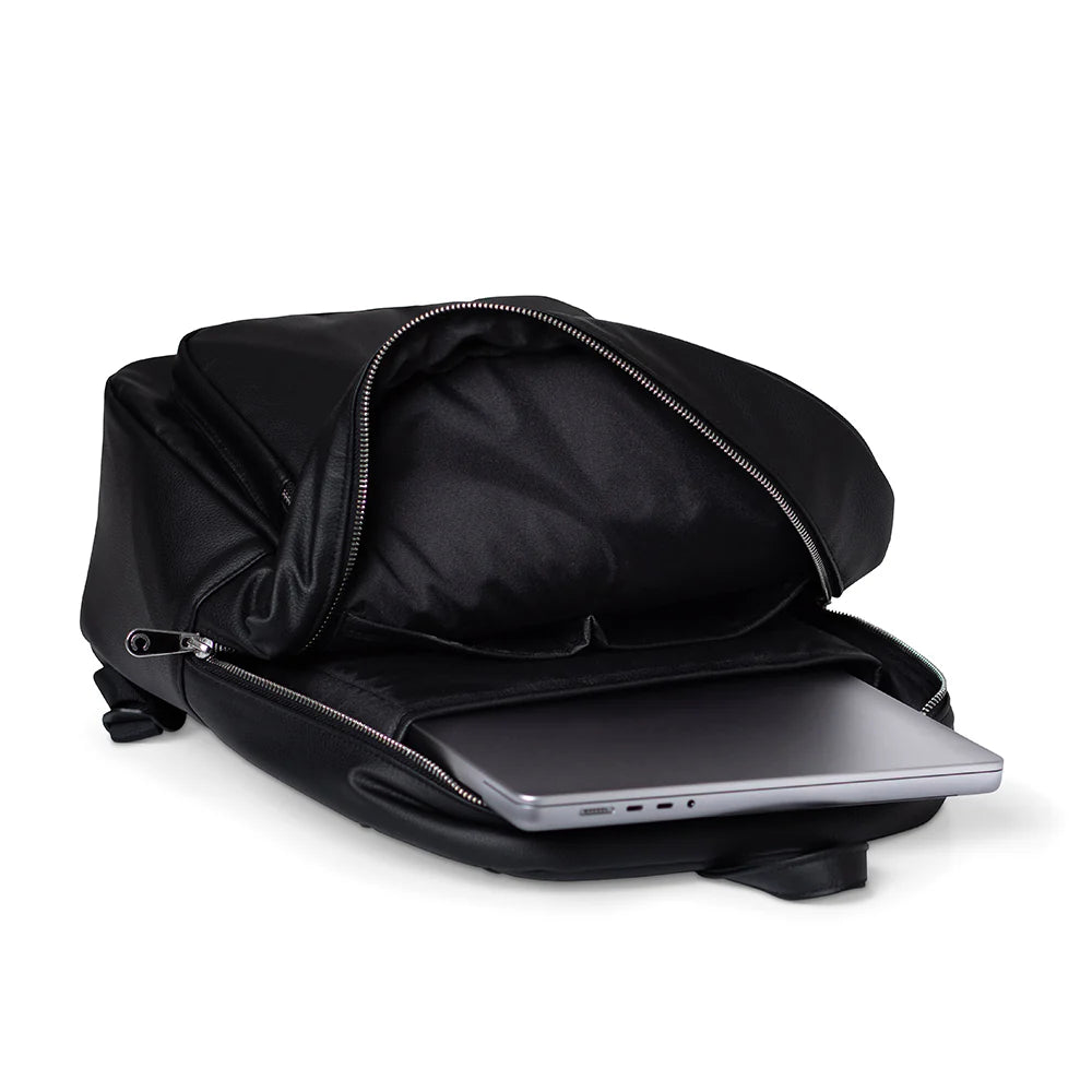 Cosatto Wow 3 All Stage Family Rotate & Recline 2 Base Bundle Silohette