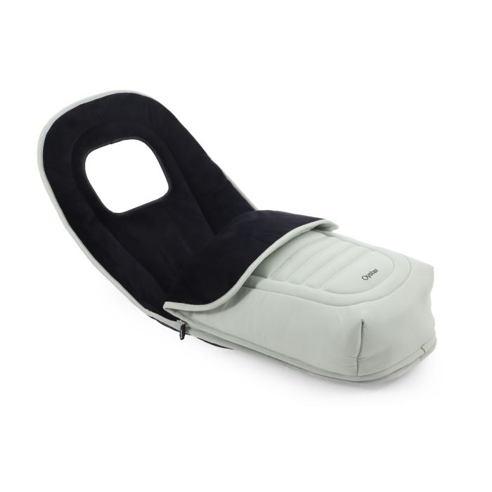 BabyStyle Oyster4 Pushchair Ultimate 12 Piece Bundle with Cybex Cloud T i-Size Car Seat and Base - Pistachio *Message us to check availability