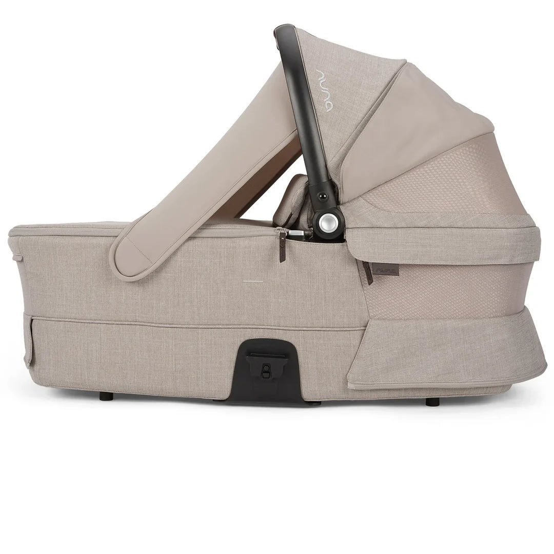 Nuna MIXX Next Pushchair, MIXX Next Carrycot, ARRA Flex Car Seat and BASE Curv Bundle, Chateau FREE Carrycot stand