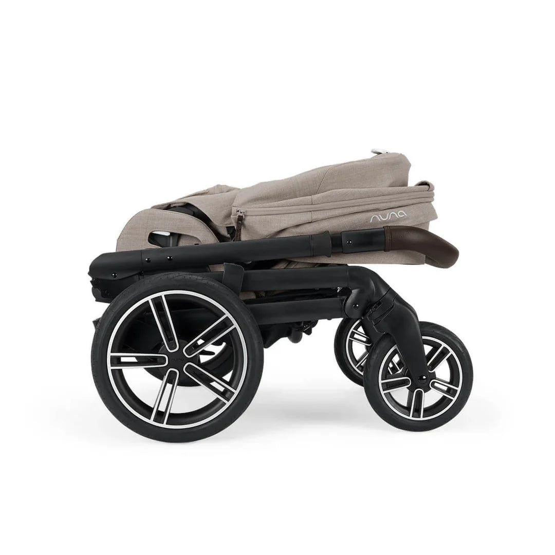 Nuna MIXX Next Pushchair, MIXX Next Carrycot, ARRA Flex Car Seat and BASE Curv Bundle, Chateau FREE Carrycot stand