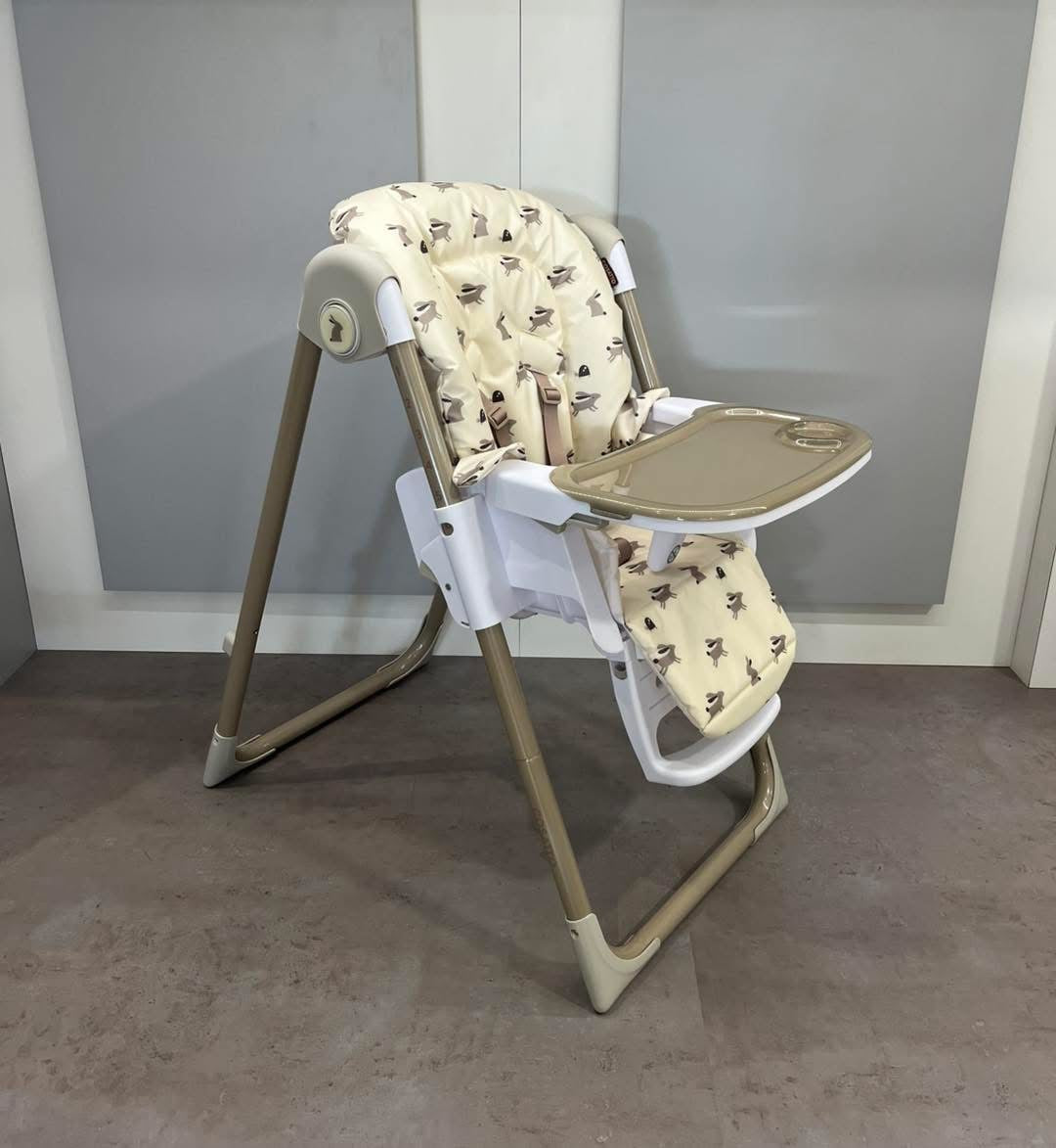 The Cozy Beige Bundle With Joie Sansa Swing