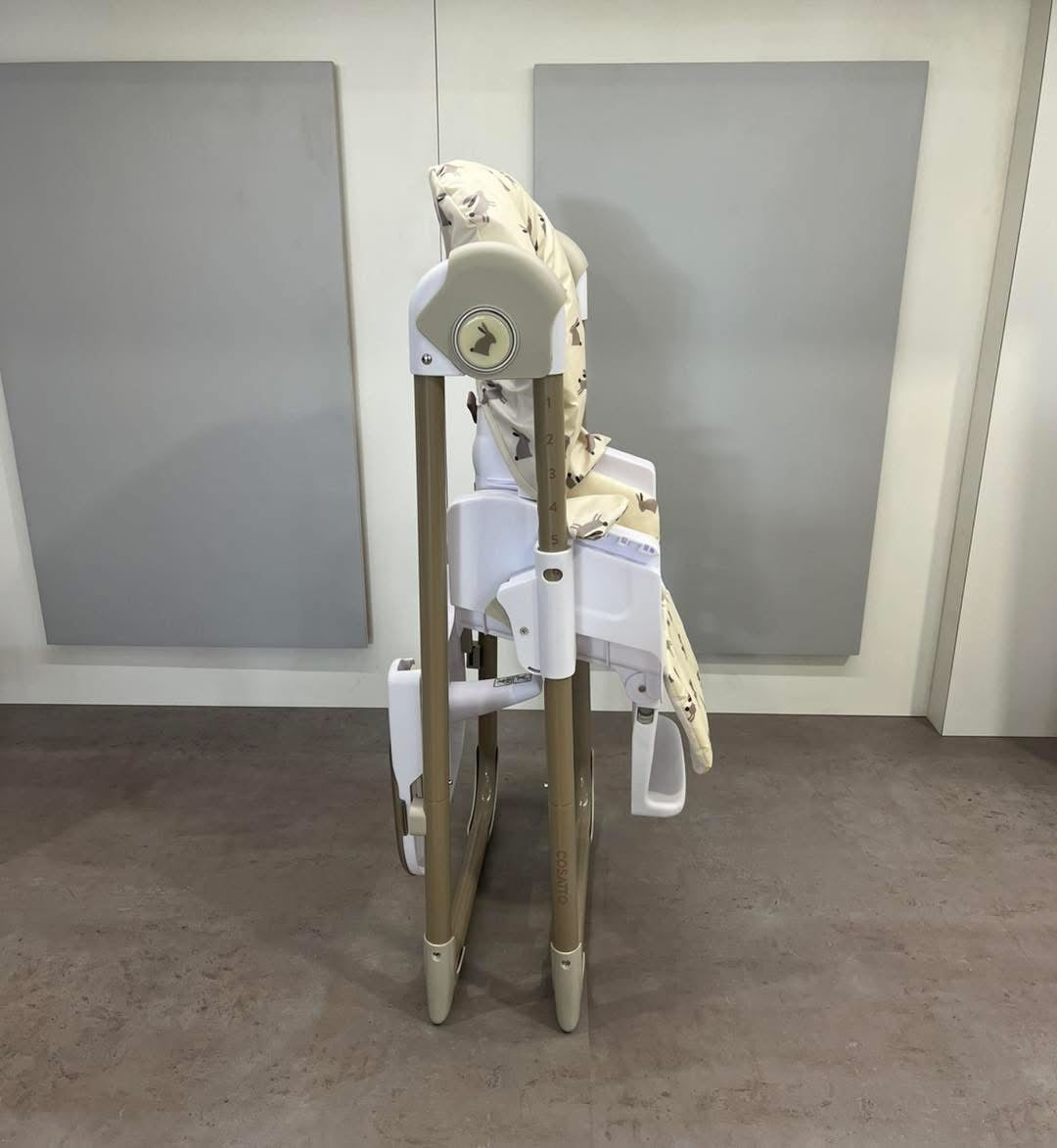 The Cozy Beige Bundle With Joie Sansa Swing