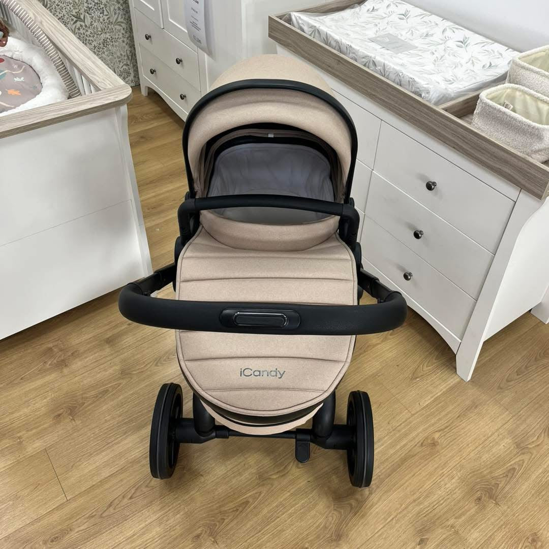 iCandy Peach 7 Cookie With iCandy Cocoon and Isofix Base Ex Display