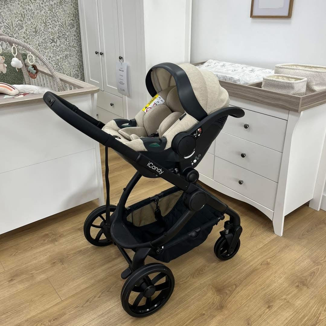 iCandy Peach 7 Cookie With iCandy Cocoon and Isofix Base Ex Display