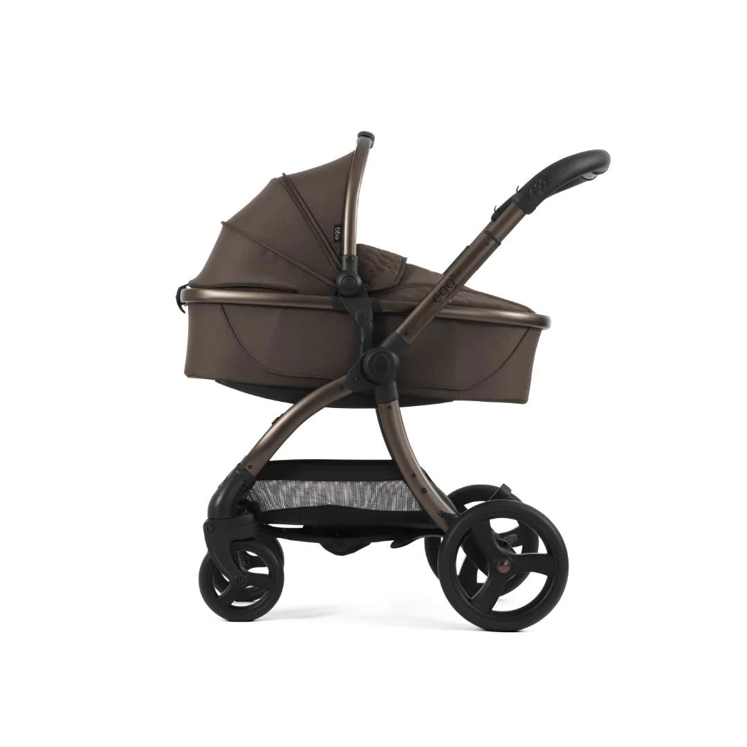 Egg 3 Luxury Travel Bundle With Shell i-Size Car Seat Chocolate Velvet