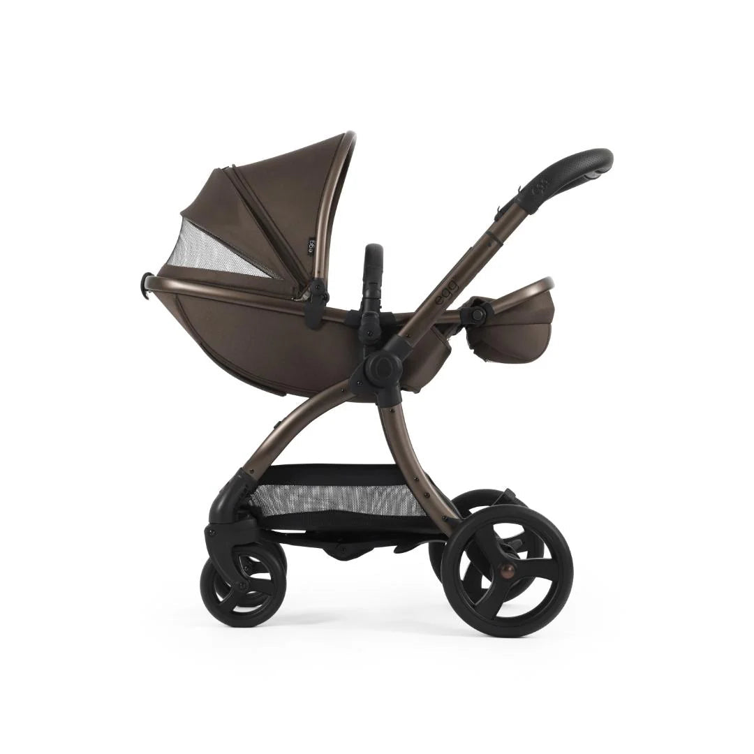Egg 3 Luxury Travel Bundle With Shell i-Size Car Seat Chocolate Velvet