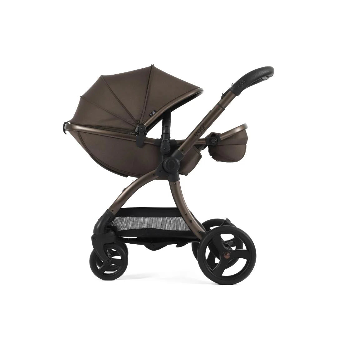 Egg 3 Luxury Travel Bundle With Shell i-Size Car Seat Chocolate Velvet