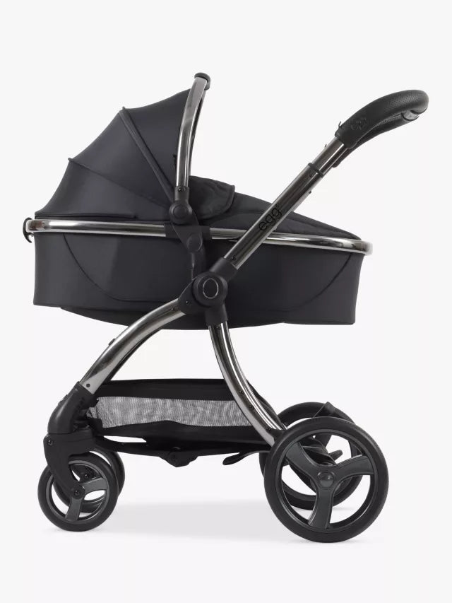 Egg 3 Pushchair, Carrycot & Accessories with Cybex Cloud T Car Seat and Base T Luxury Bundle, Crabonite