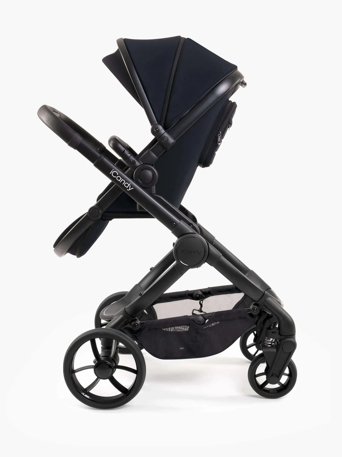 iCandy Peach 7 With Bag and Footmuff Ex Display Black