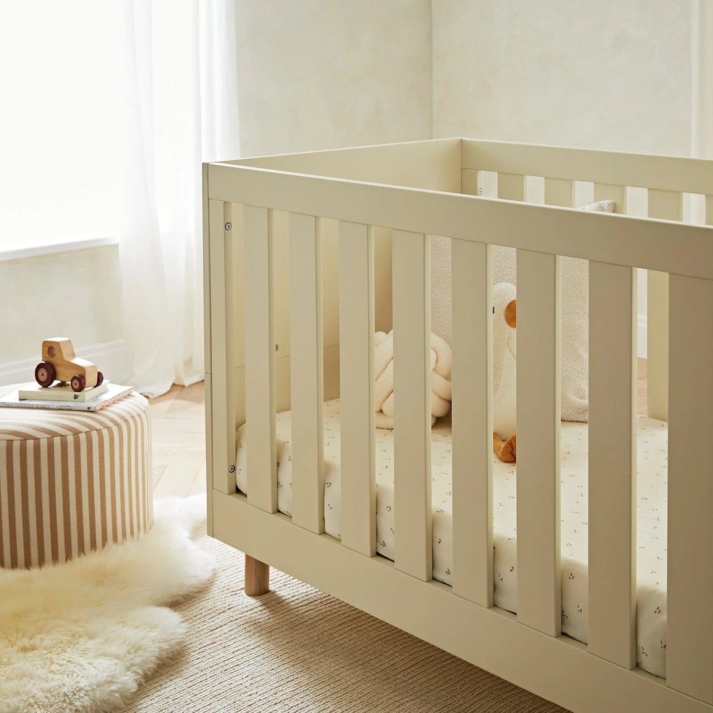 Harper Cot Bed Cream & Ash