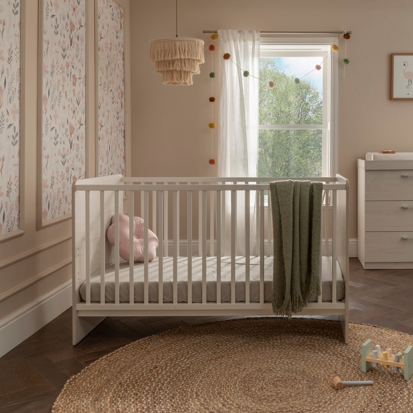 CuddleCo Freya 3 Piece Nursery Furniture Set - Coastal White