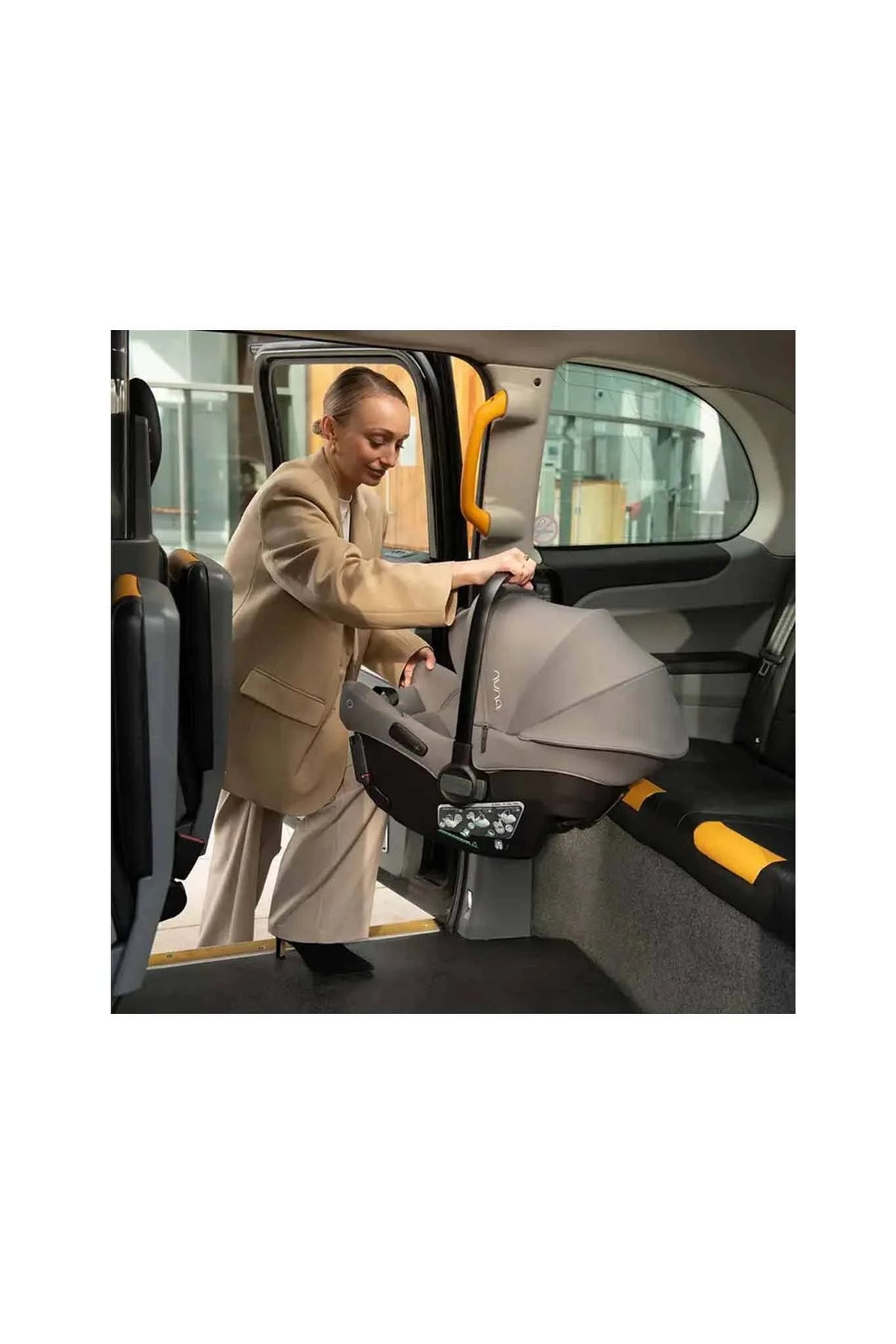 Nuna PIPA URBN Integrated Isofix Car Seat - Granite