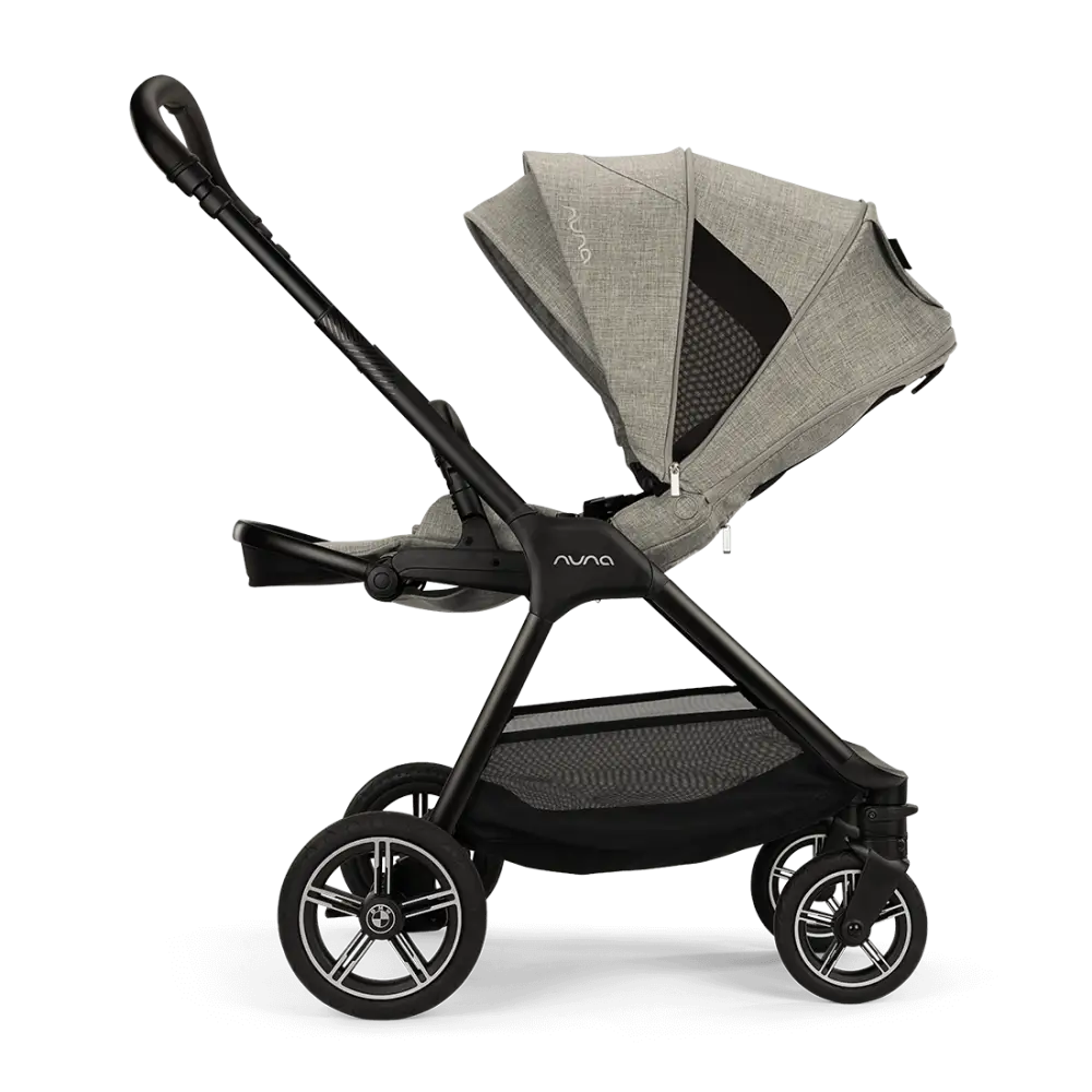 Nuna TRIV NEXT BMW + PIPA Lite Travel System - BMW Graphene