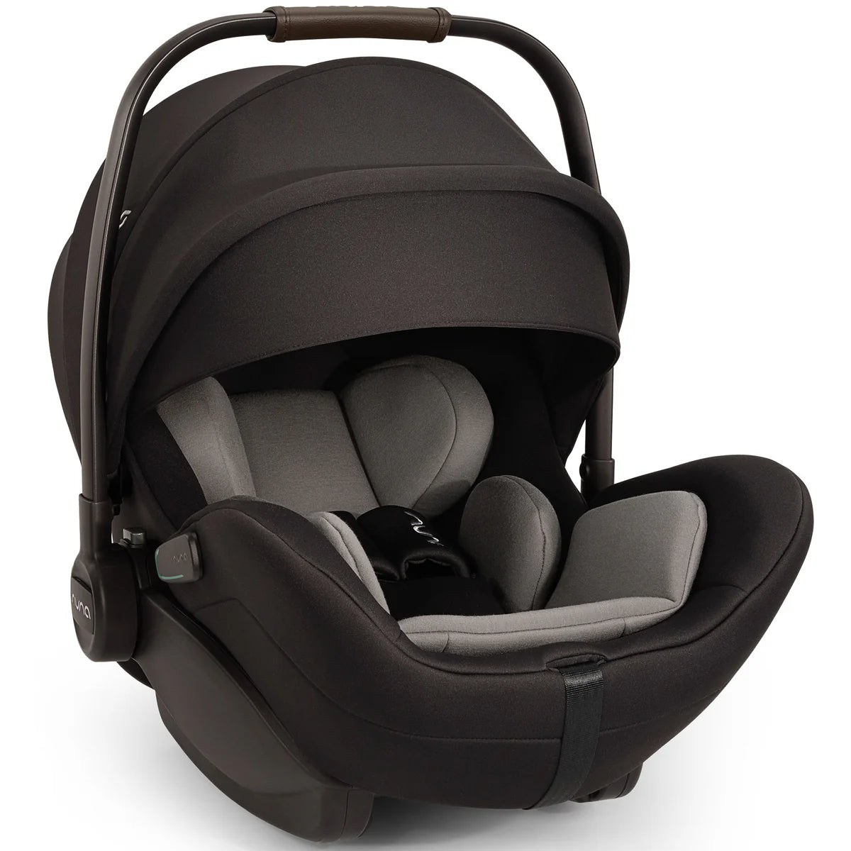 Nuna MIXX Next Pushchair, MIXX Next Carrycot, ARRA Flex Car Seat and BASE Curv Bundle, Caviar