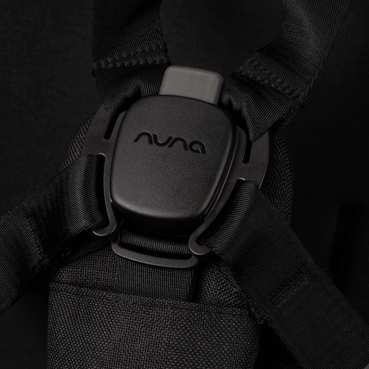 Nuna TRIV Next & ARRA Flex & BASE Curv Bundle - Caviar Biscotti